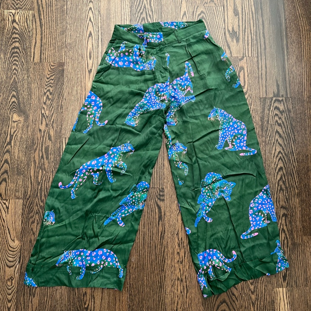 Farm Rio silk wide leg pants size 3 leopard print